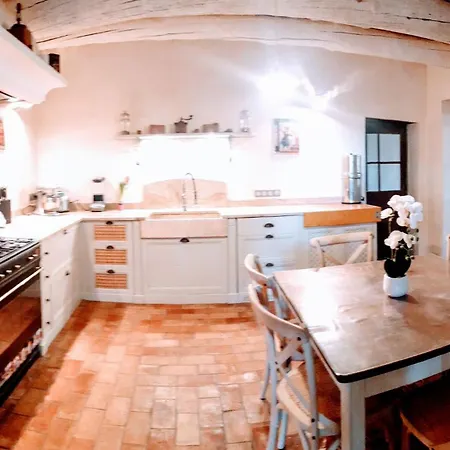 Séjour à la ferme Elegant 18th-century Bastide In Provence With Panoramic Views And Private Pool *