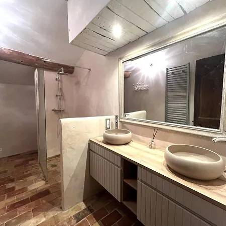 Farm stay Elegant 18th-century Bastide In Provence With Panoramic Views And Private Pool