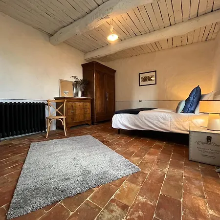 Elegant 18th-century Bastide In Provence With Panoramic Views And Private Pool Farm stay *