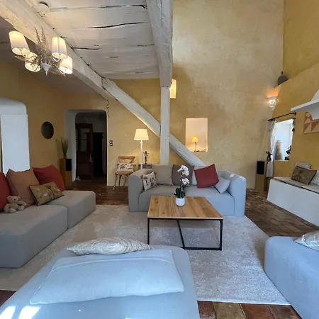 Séjour à la ferme Elegant 18th-century Bastide In Provence With Panoramic Views And Private Pool *