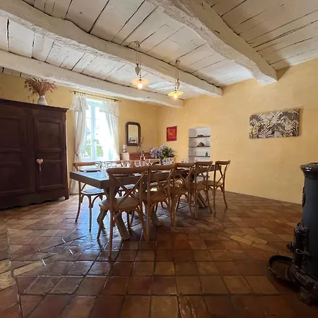 Séjour à la ferme Elegant 18th-century Bastide In Provence With Panoramic Views And Private Pool *