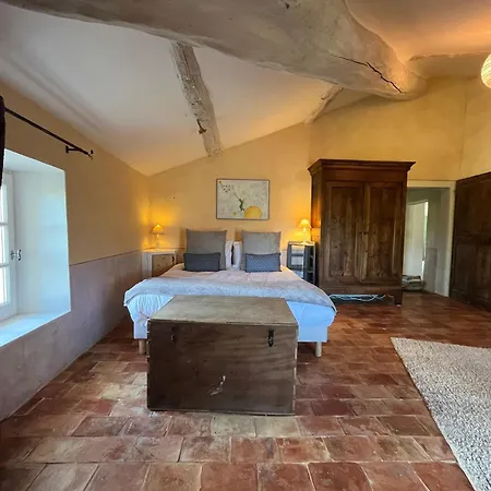 Elegant 18th-century Bastide In Provence With Panoramic Views And Private Pool *